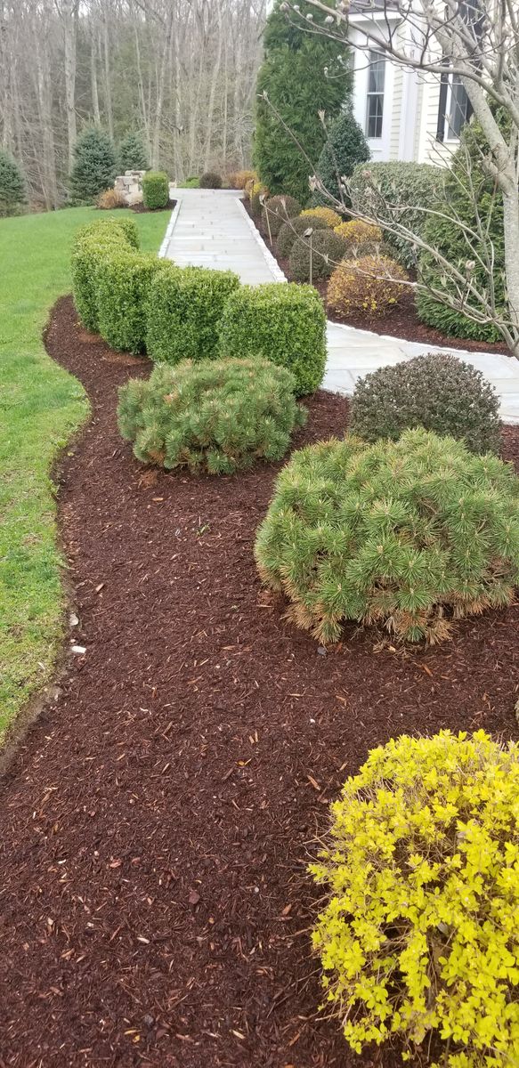 Landscape Installation for Landscape Innovations LLC in Torrington, CT