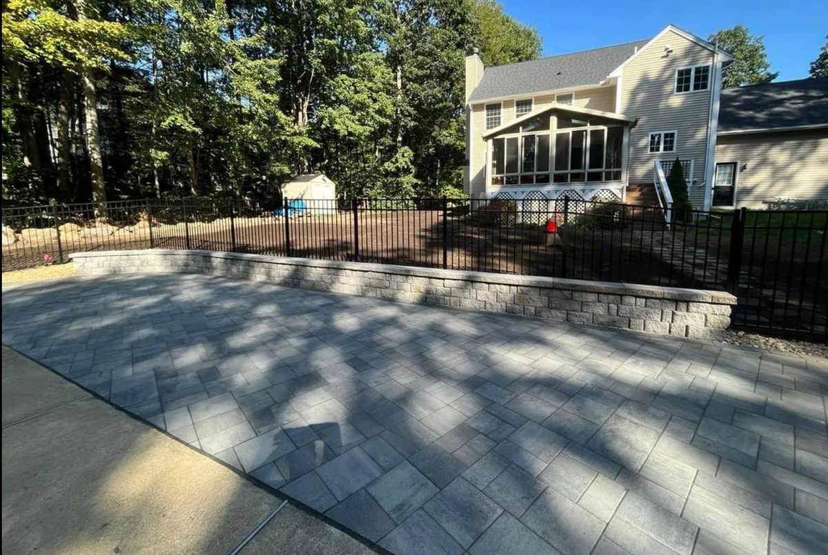 Hardscaping - Patios, Walkways, Retaining walls for Martin's Landscaping & Construction in Manchester, NH