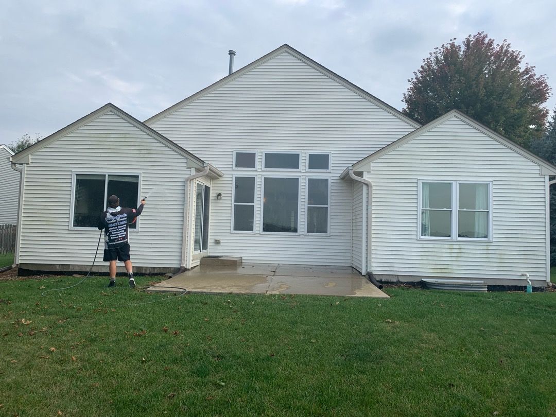 Commercial Exterior Cleaning for Soapy Suds Services in St. Charles, IL