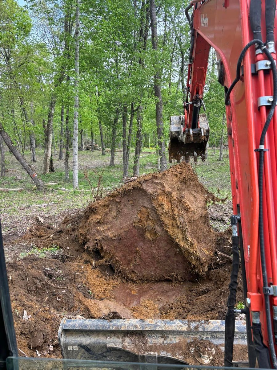 Excavation for TD Dirtworks in Tracy City, TN