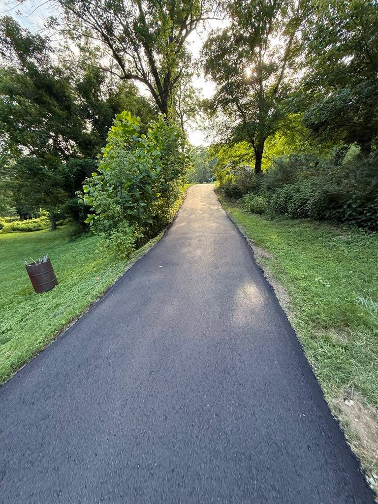 Asphalt Installation for Absolute Asphalt, Paving & Sealcoating in Lebanon, TN