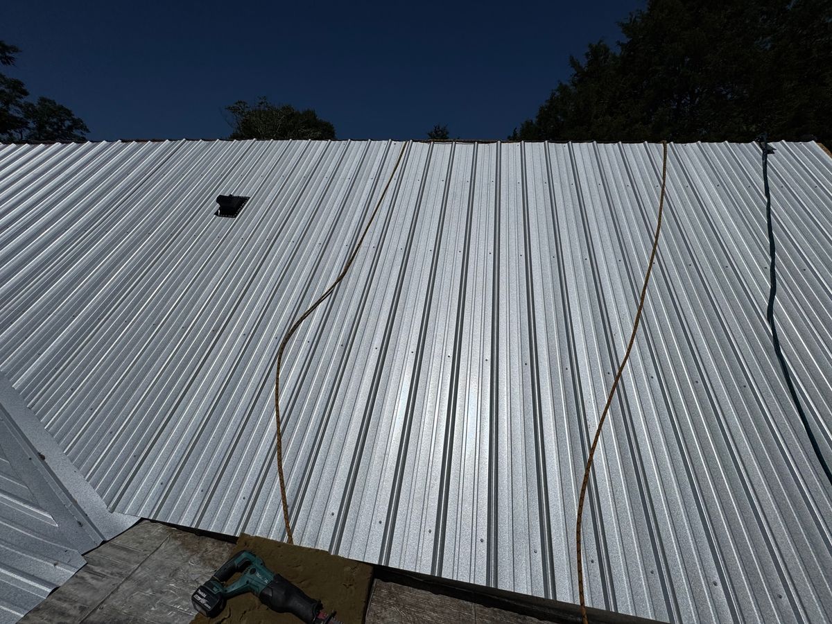 Metal Roofing for Hometown Roofing in Greenwood, SC