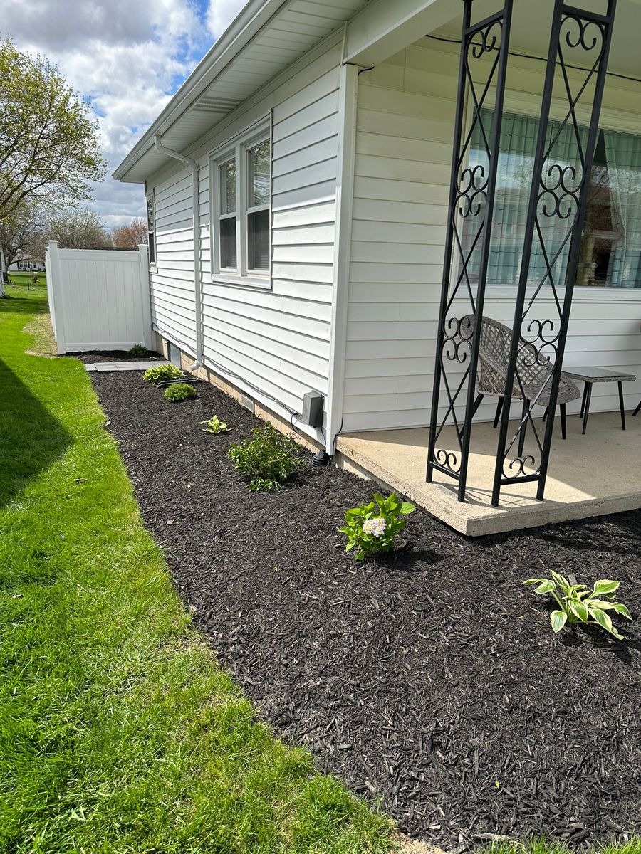 Mulch Installation for OT Lawn and Landscaping LLC in Carey, OH