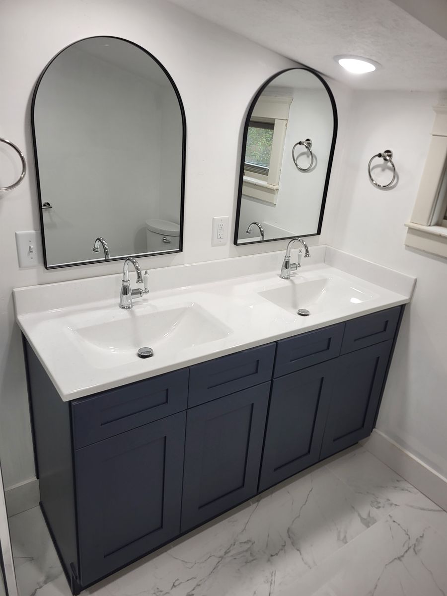 Bathroom Renovation for JOE'Z Carpentry & Remodeling in Saint Marys, KS