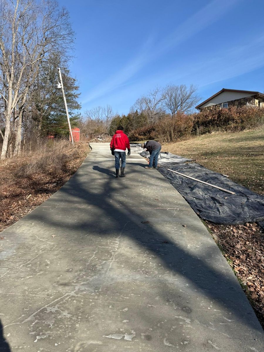 Driveways & Sidewalks for Whitfield Concrete Construction in Solsberry, IN