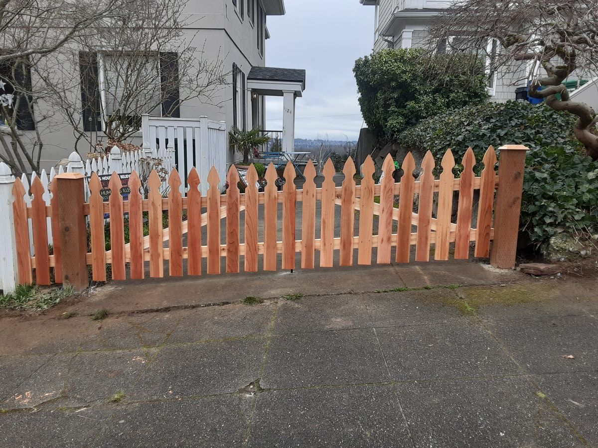 Wood Fence for Southern Town & Country Fence in Sparta, TN