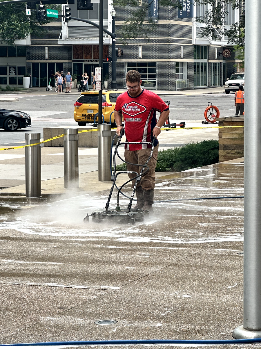 Commercial Pressure Washing for Oakland Power Washing in Clarksville, TN