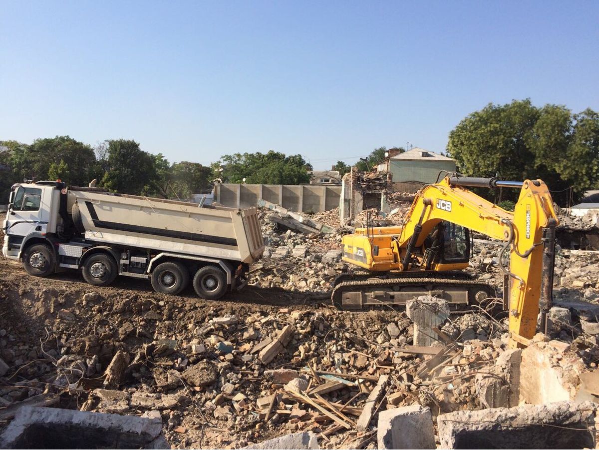 Junk & Debris Removal for Baer & Sons Concrete in Greenwood, SC