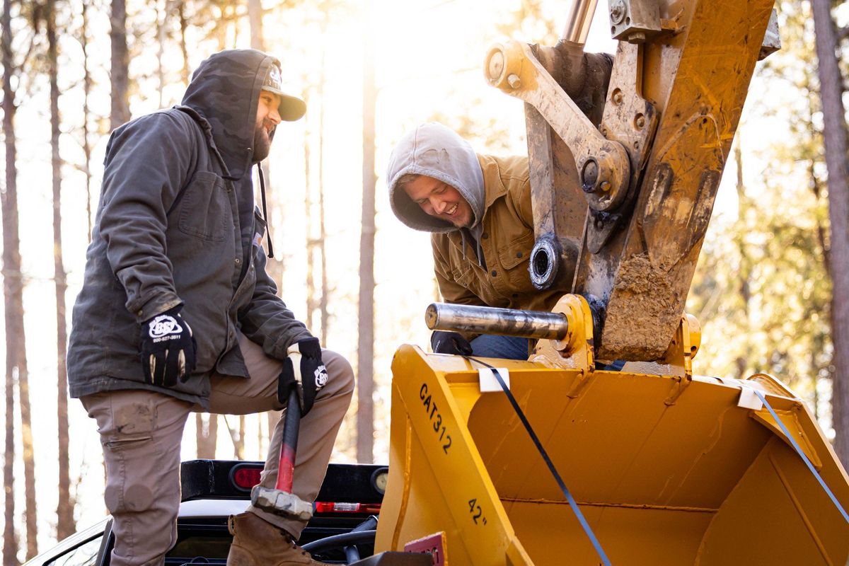Material Hauling for Collins Constructors in Fyffe, AL
