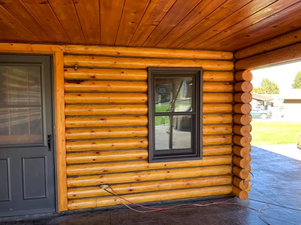 Staining for True Blue Logworks LLC in Corvallis, MT