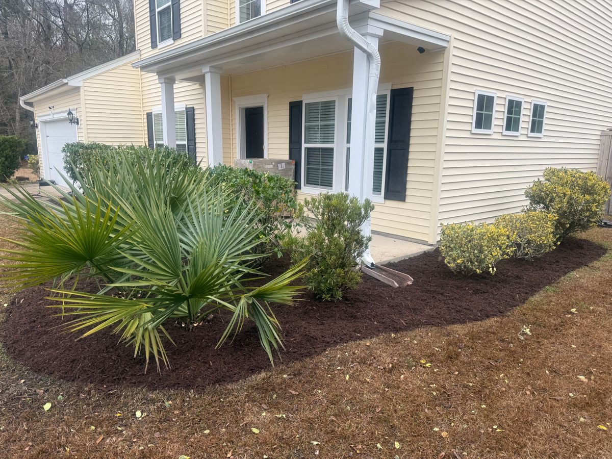 Mulching for Wide Open Greenscapes in Goose Creek, SC