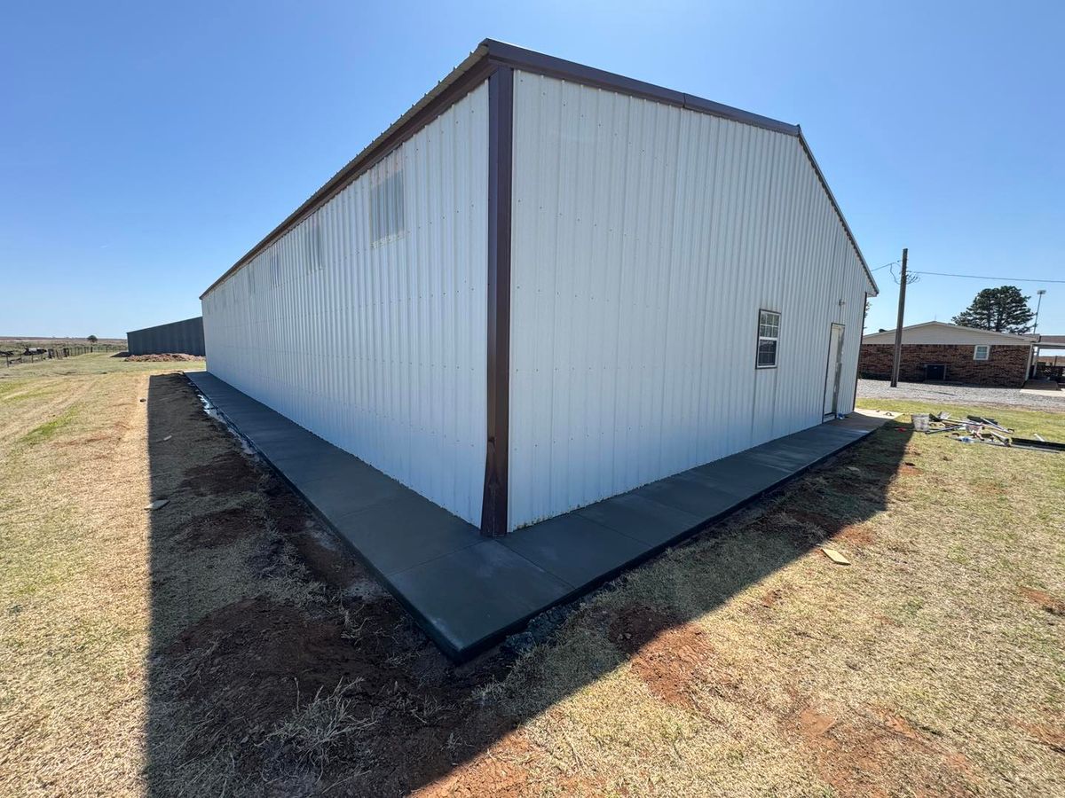 Red Iron Buildings for TC Concrete in Elk City, OK