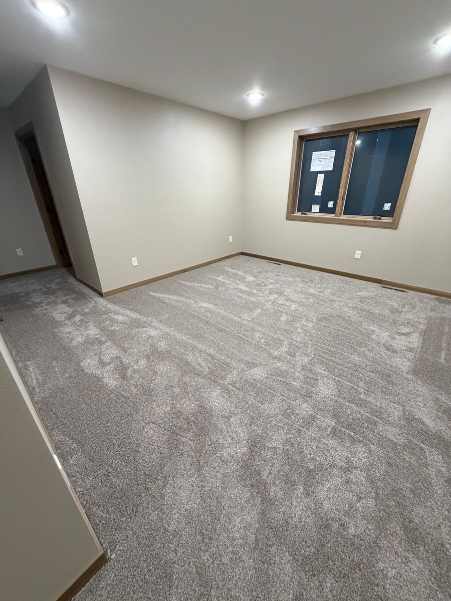 Carpet Installation And Repair for R. Royal Floors in Royalton, MN