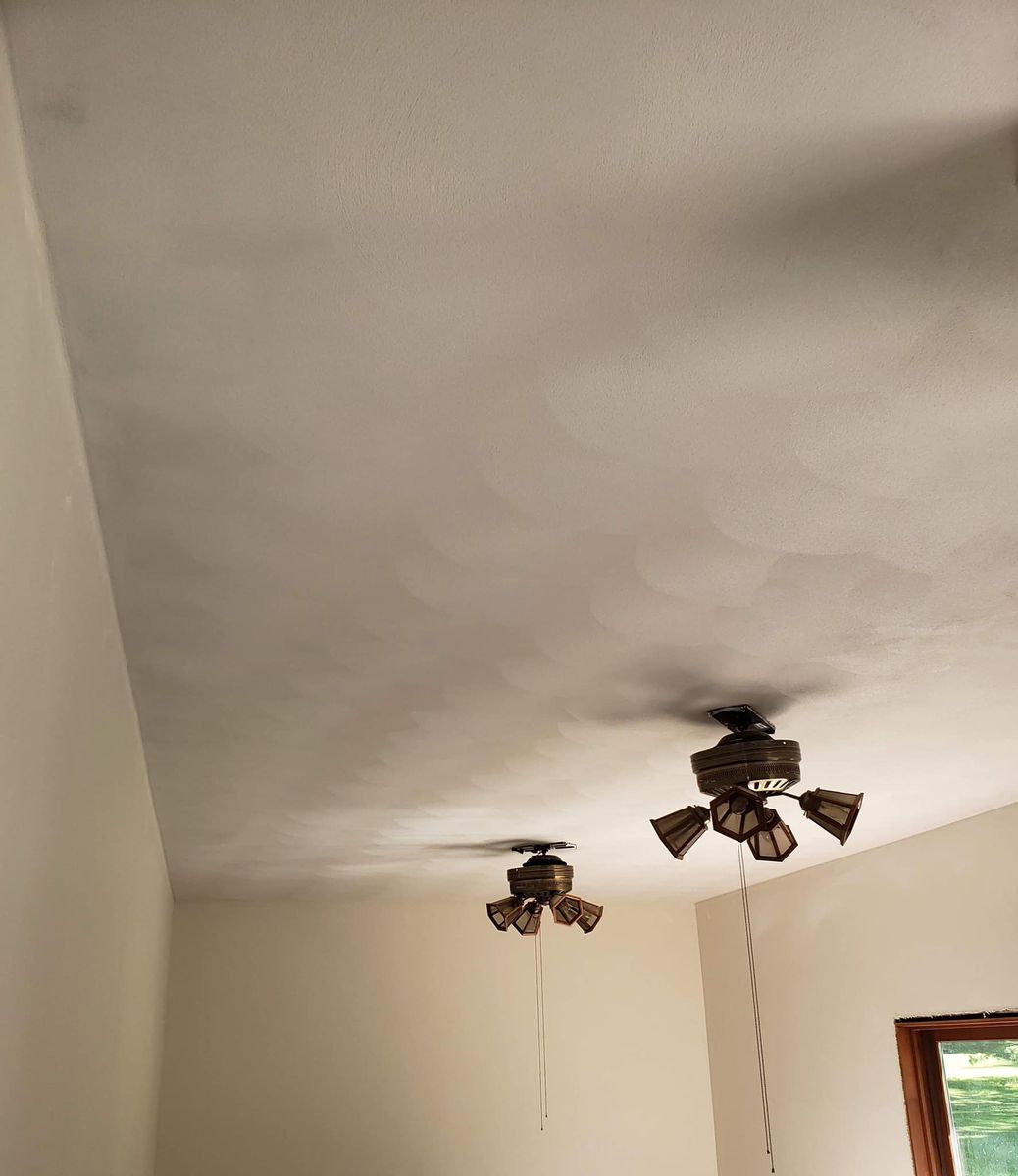 Ceiling Texture Application for WALL PROS in Rockford, IL