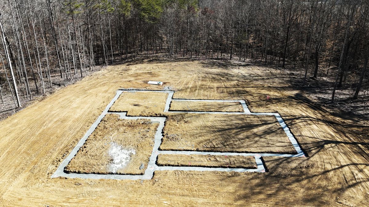 Foundation Digging for Strange Excavating & Utilities in Lenoir City, TN