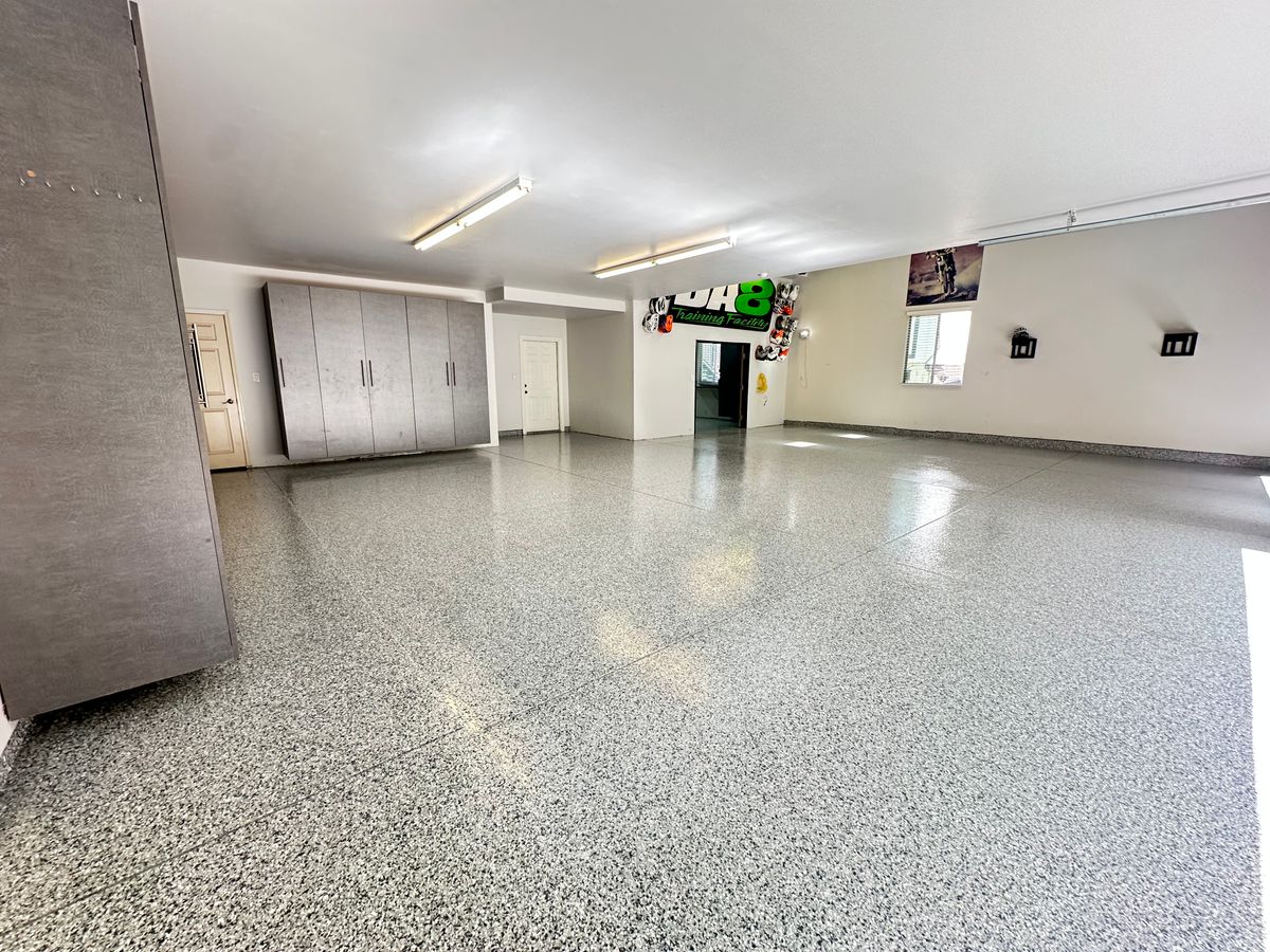 Epoxy Garage Coatings for PRYME EPOXY LLC in Mayer, AZ
