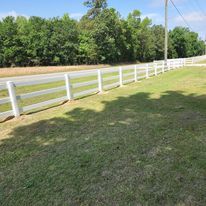 Fence Repair for D.H. Fencing & Decks in Fayetteville, North Carolina