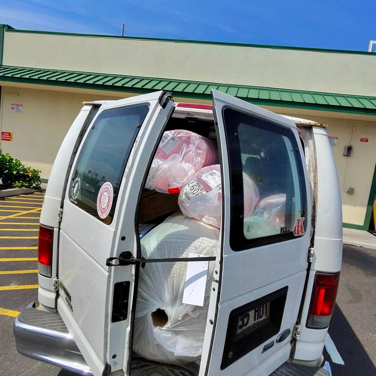Floor Installation for Top Knotch Floors HI, LLC  in Honokaa, HI