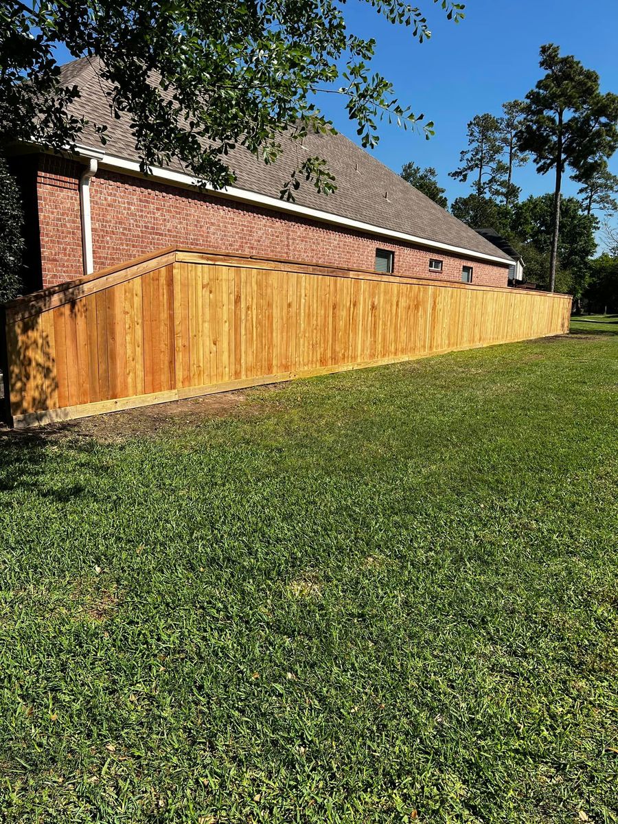 Wood Fencing for Arnold Construction in Magnolia, TX