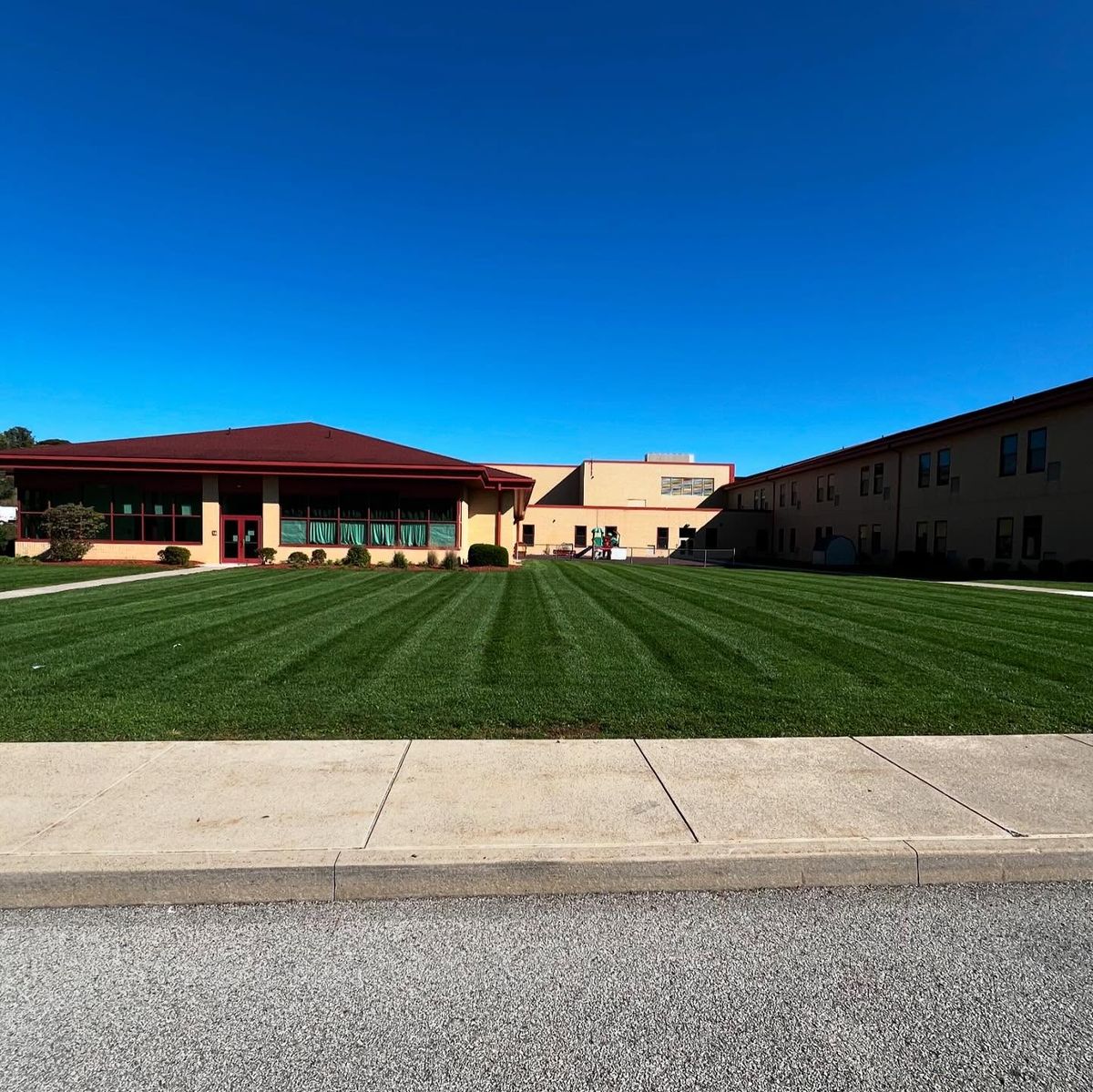 Lawn and Garden Maintenance for Mark's Multiple Landscaping in Pittsburgh, PA