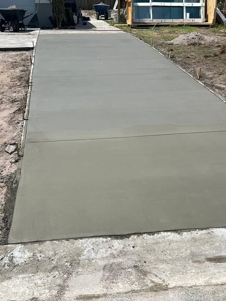Sidewalk Installation for Combat Concrete LLC in St. Petersburg, FL