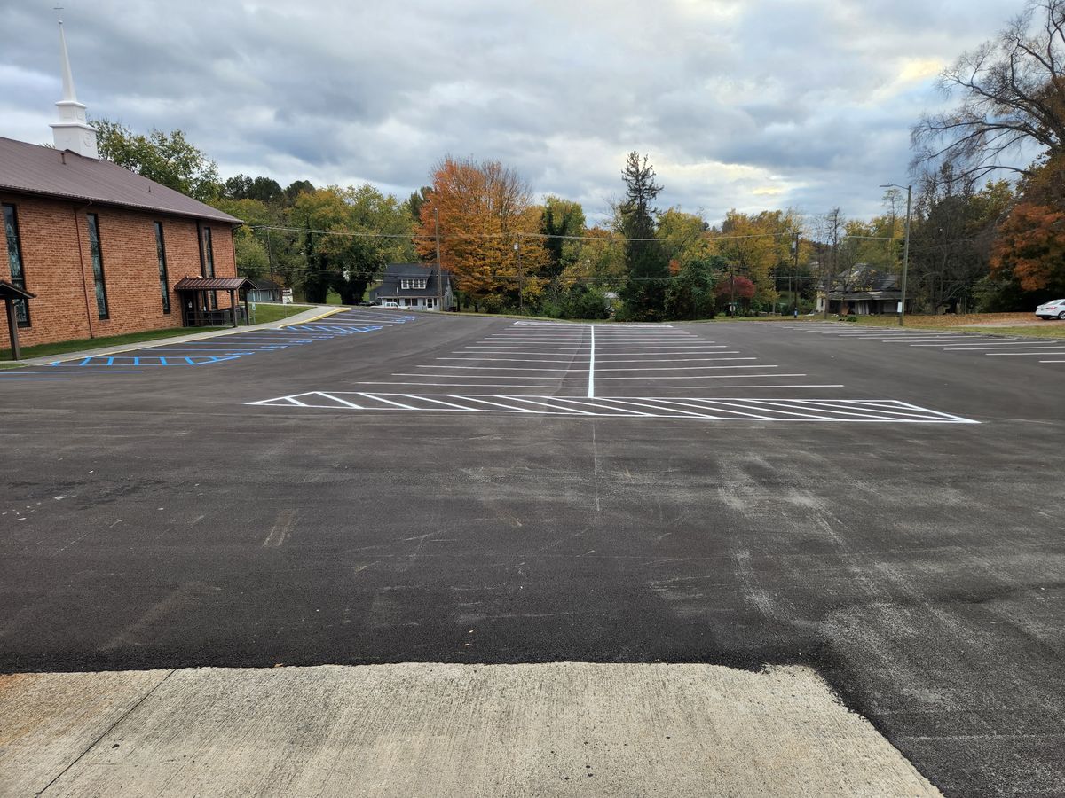 Parking Lot Striping for Stripe A Lot in Knoxville, TN
