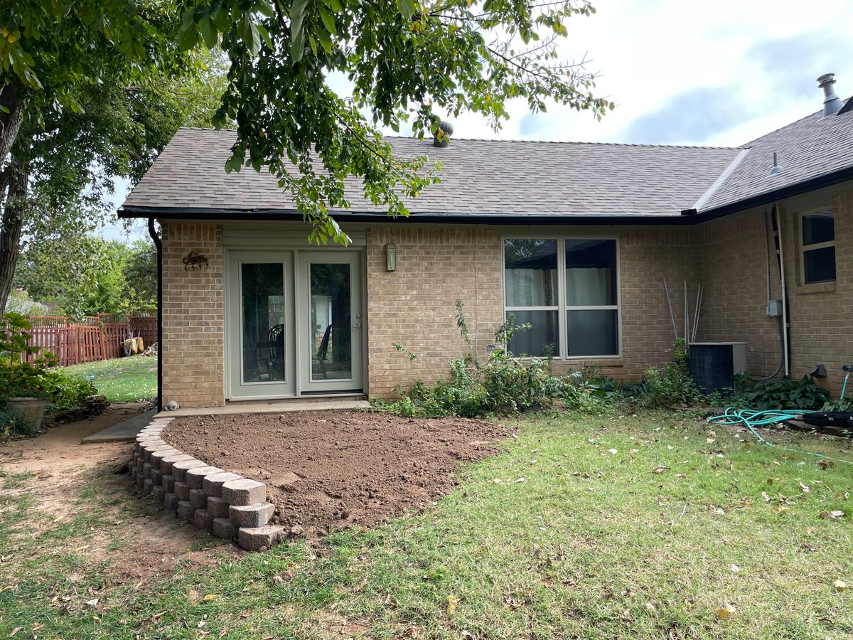 Retaining Wall Construction for Stallion Design And Construction in Norman, OK