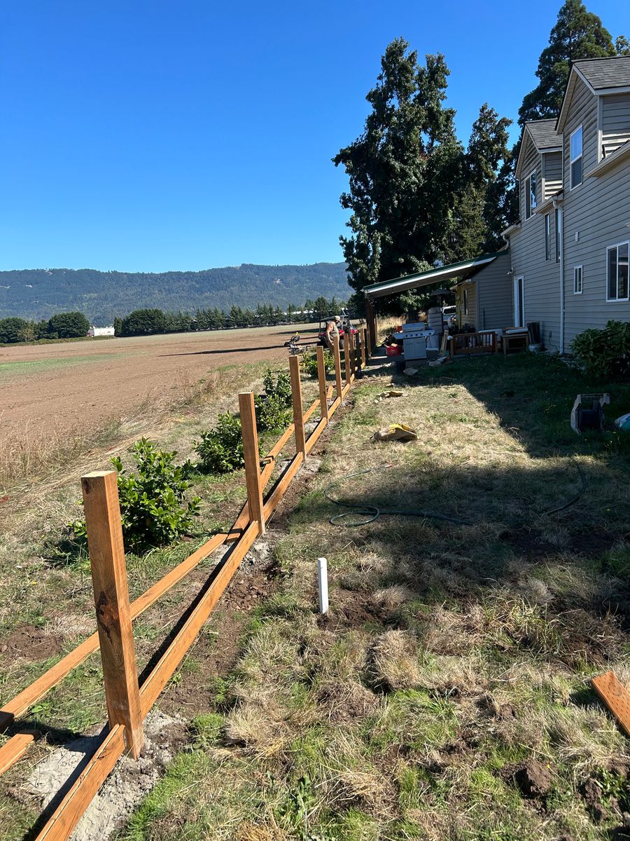 Fence Installation for Ranch Handy Fencing & Cattle LLC in Harrisburg, OR