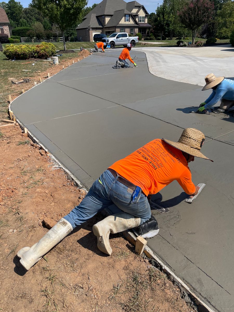 Driveway Construction for Wenkel Concrete, LLC in Sherrills Ford, NC