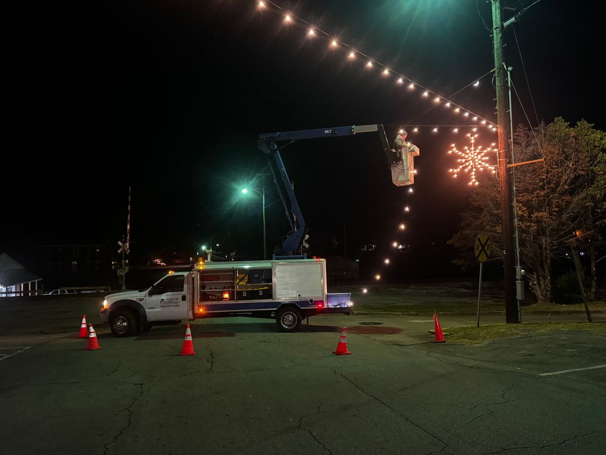 Bistro Lighting for FunderFlow Commercial and Residential Pressure Washing Inc in Tupelo, MS