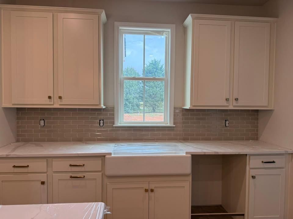 Kitchen Backsplash Tiling for Dr J Flooring Llc in Greenville, South Carolina