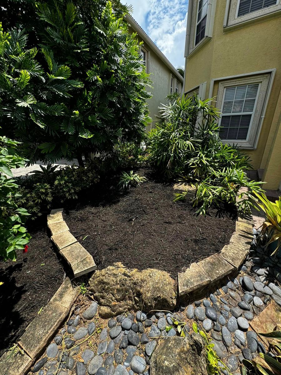 Mulch Installation for Outdoor Solutions Of The Glades in Broward County,,  FL