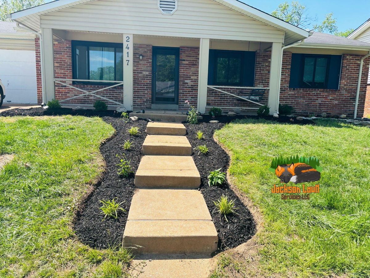 Mulch Installation for Jackson Lawn Services LLC in St Louis, MO