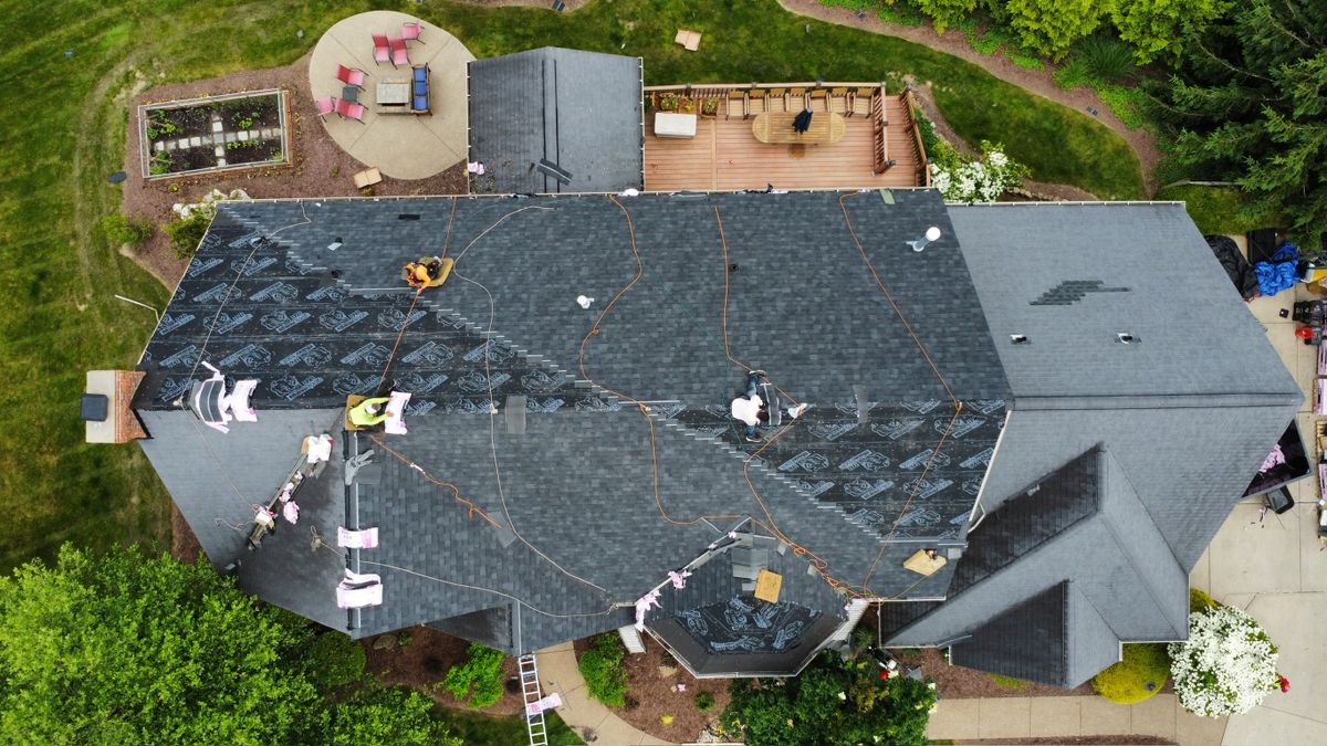 Commercial & Residential Roofing for Ridge Point Roofing in Venetia, PA