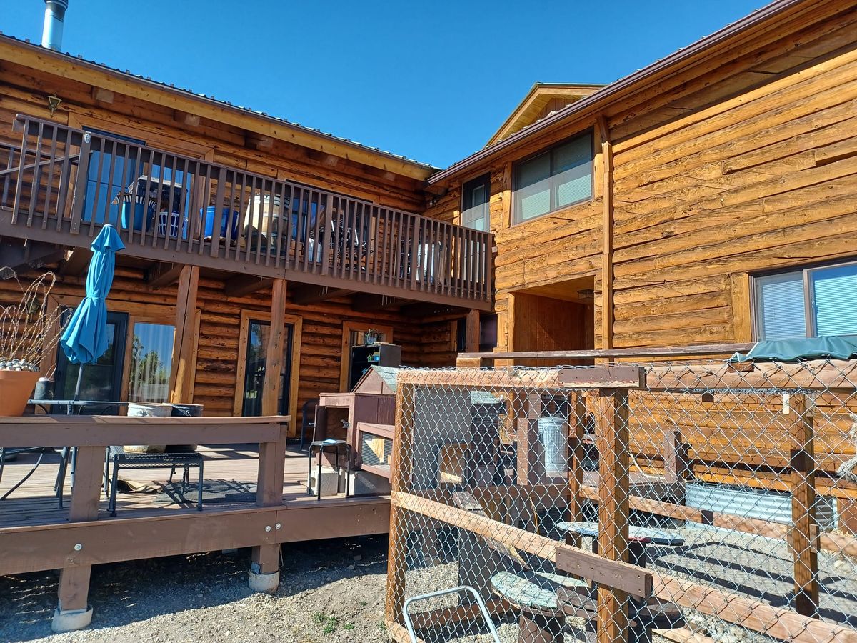 Wood & Log Homes for Matus Painting & Finishing in Hotchkiss, CO