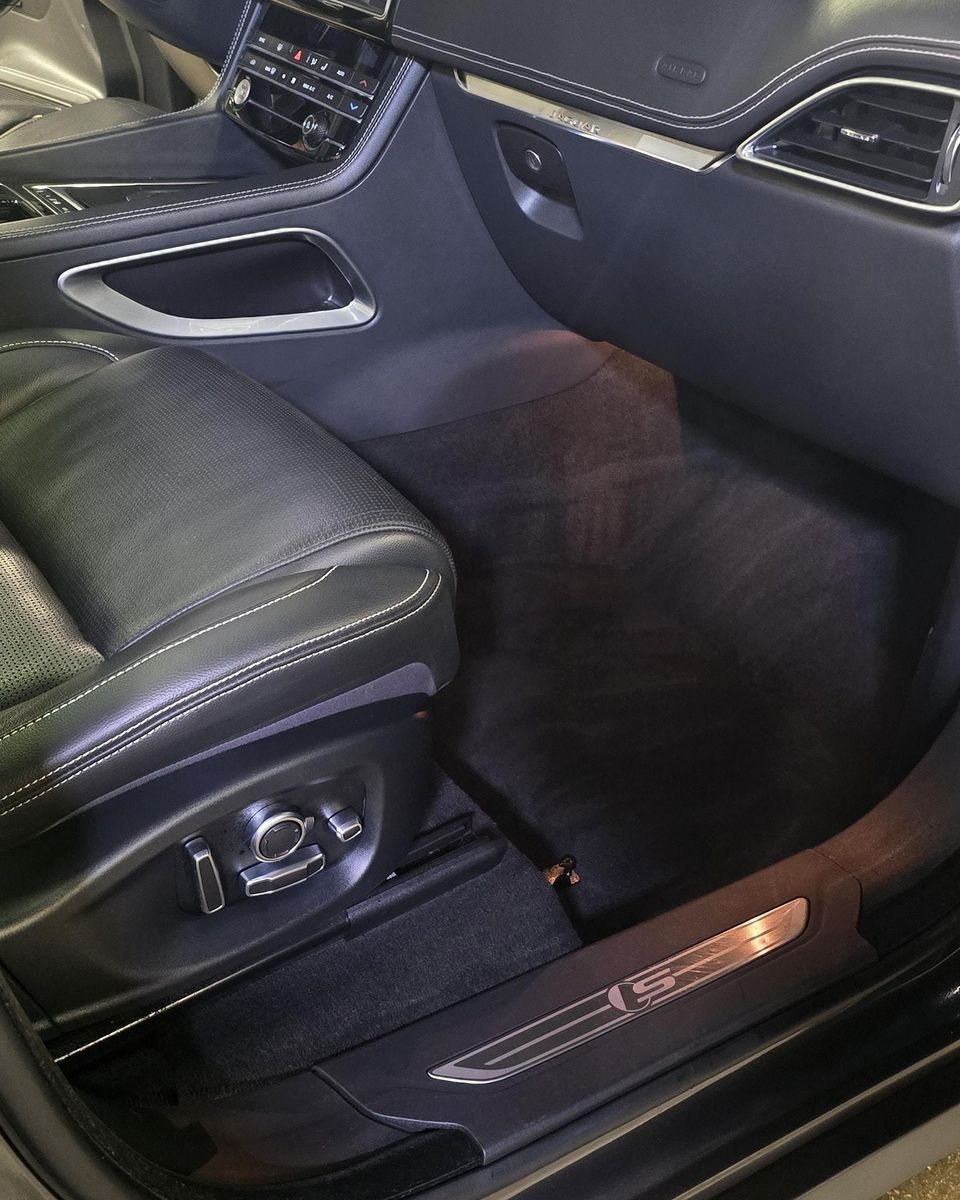 Full Detail Service for Luxury Auto Detail in Peoria, IL