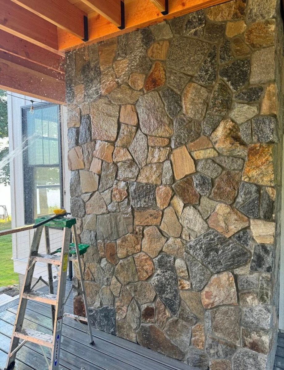 Stone veneer for Smythe’s Stonework & Masonry in Buxton, ME