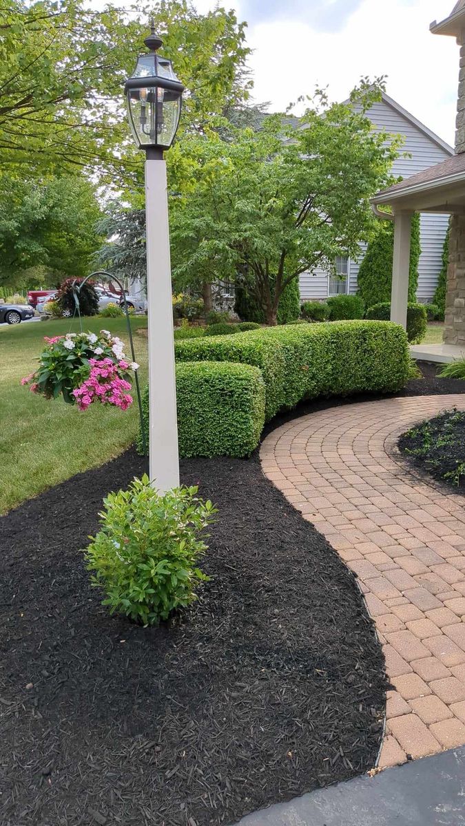 Landscaping Services for Conoy Acres Lawn Service in Elizabethtown, PA