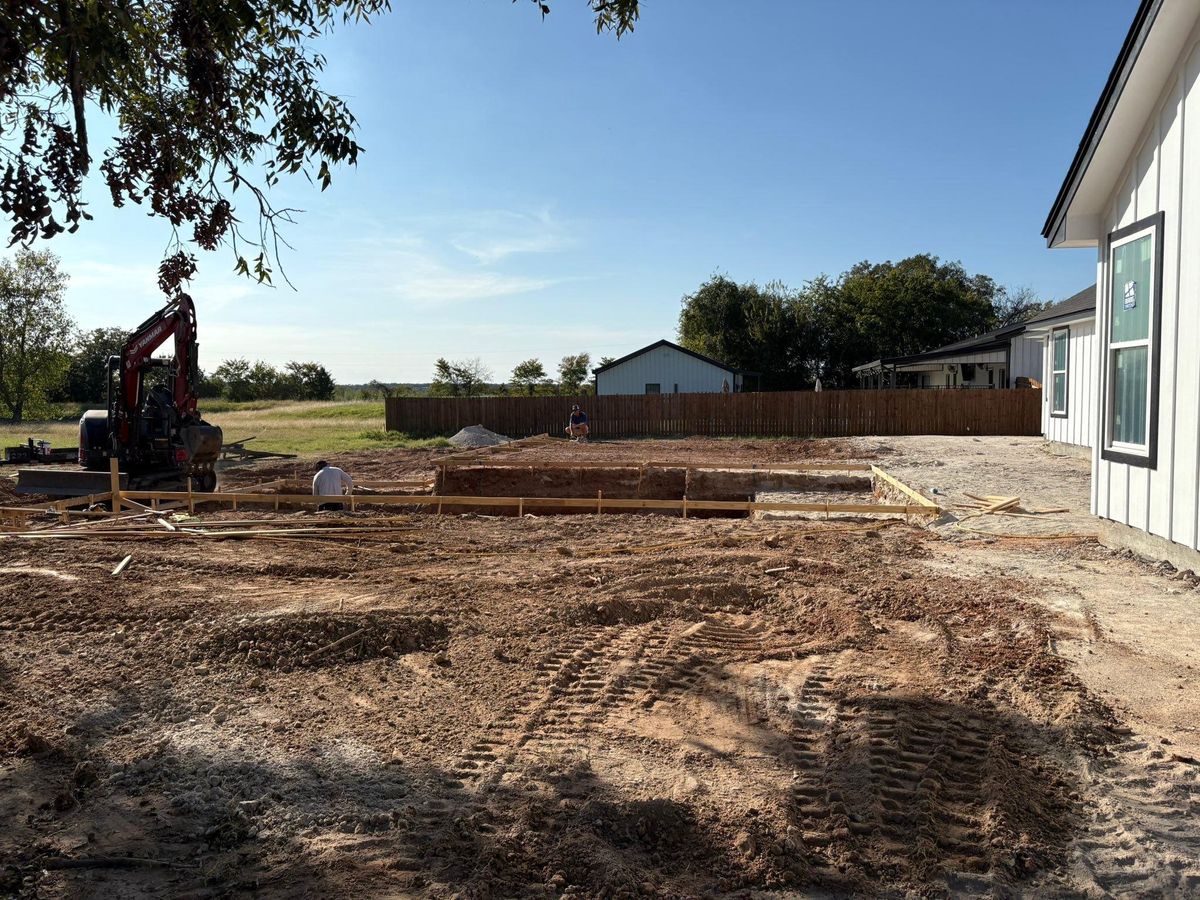 Custom Pool and Spa Construction for JP Pools in Gatesville, TX