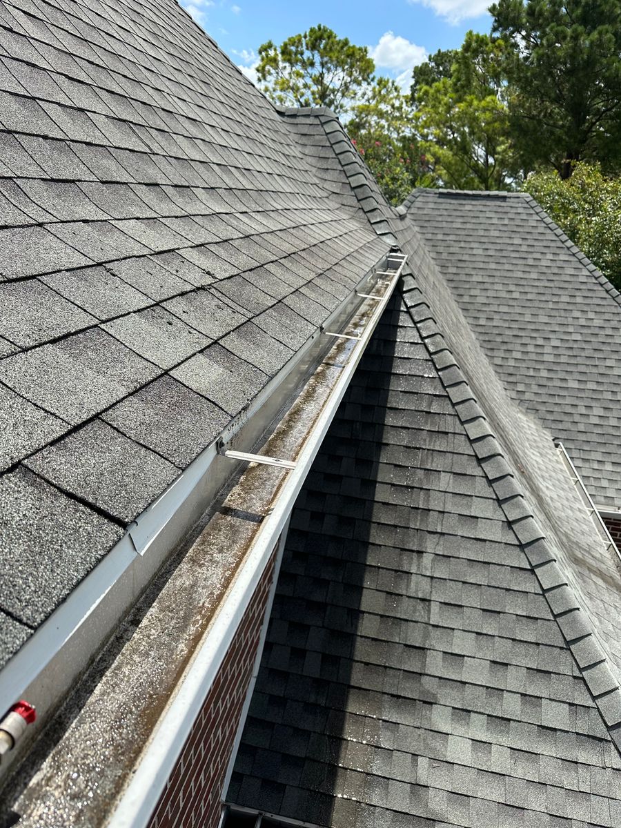 Gutter & Downspout Cleaning for Power Pressure Wash in Houston, TX