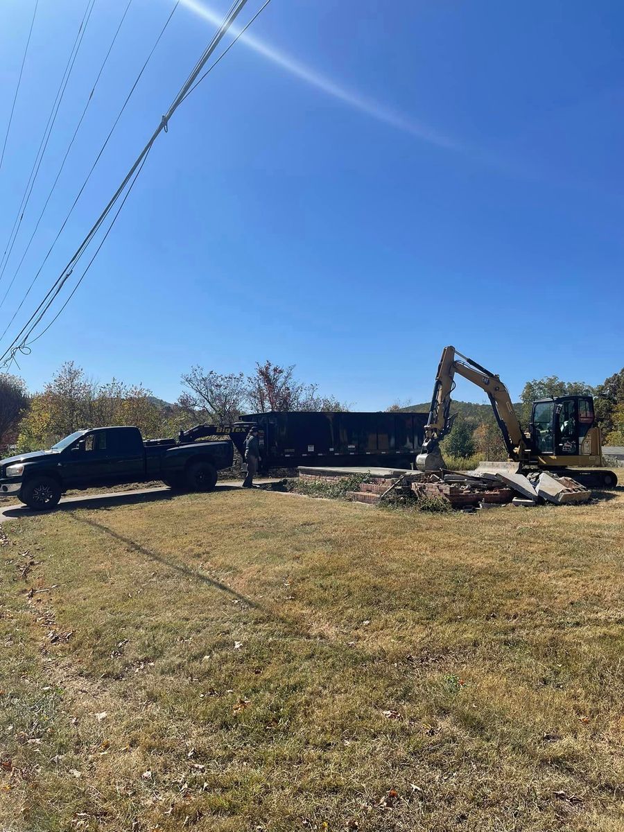 Excavating for Ace Of Spades Excavating in Riceville, TN