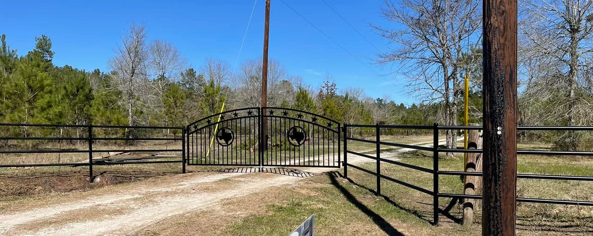 Gate Construction for Barber Metal Fabrication and Construction LLC in Huntsville, TX