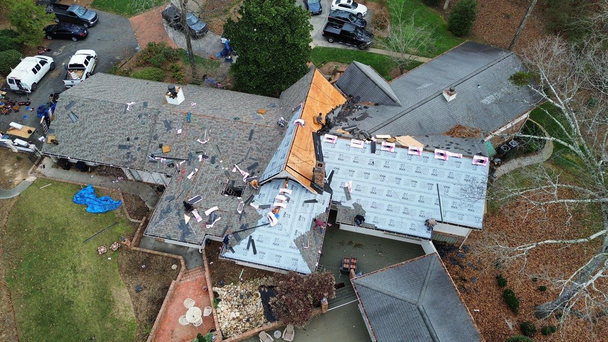 Roofing Installation for Givins Roofing & Gutters in Cartersville, GA