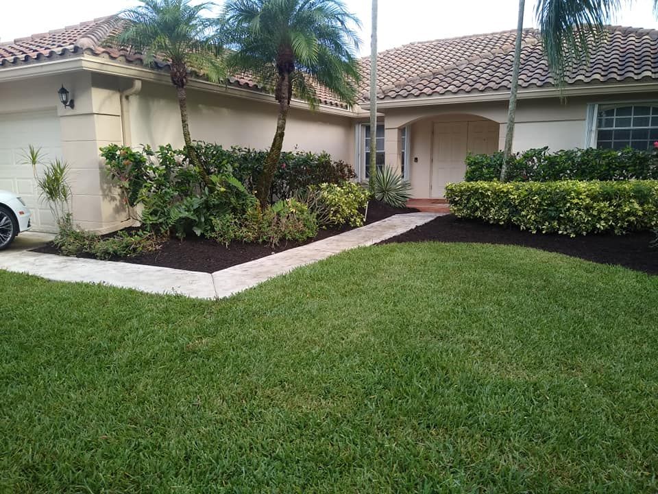 Mulch Installation for VS Landscaping Services inc. in Fort Lauderdale, FL