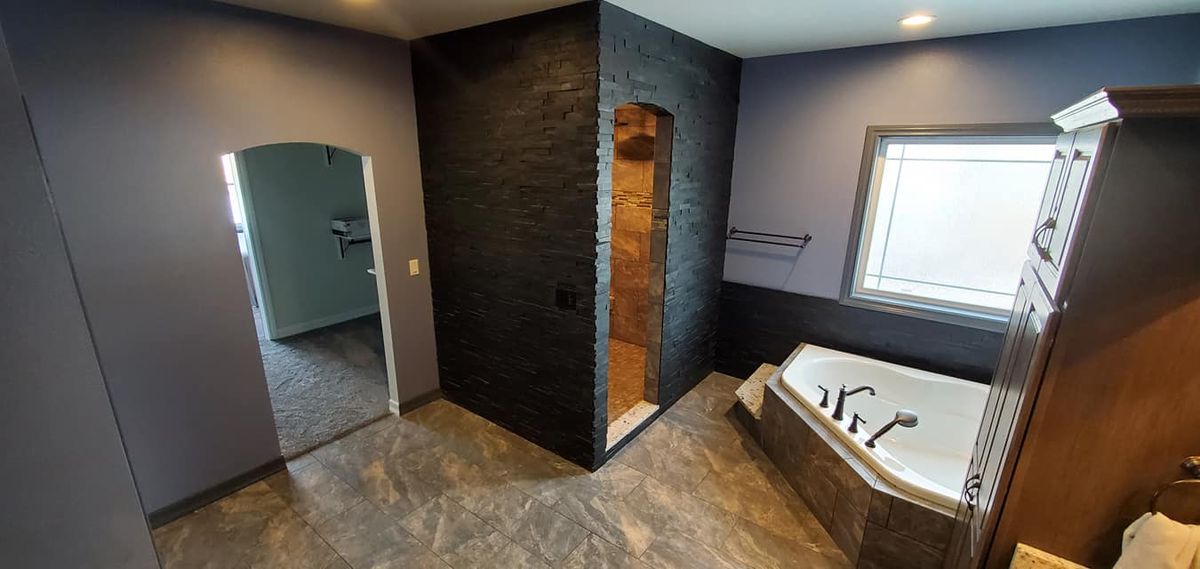 Custom Walk-In Showers for Elite Tile in La Grande, OR