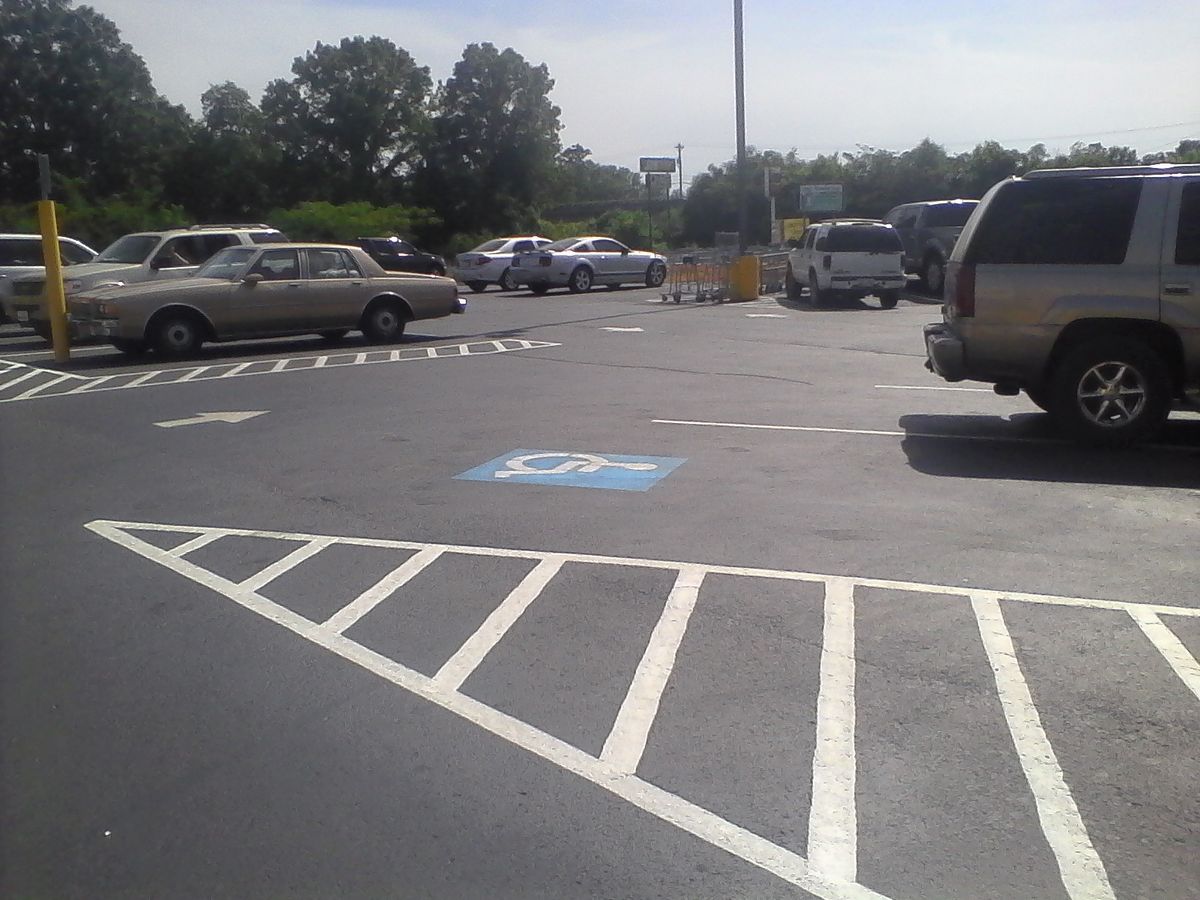 Sealcoating for Stripe A Lot in Knoxville, TN