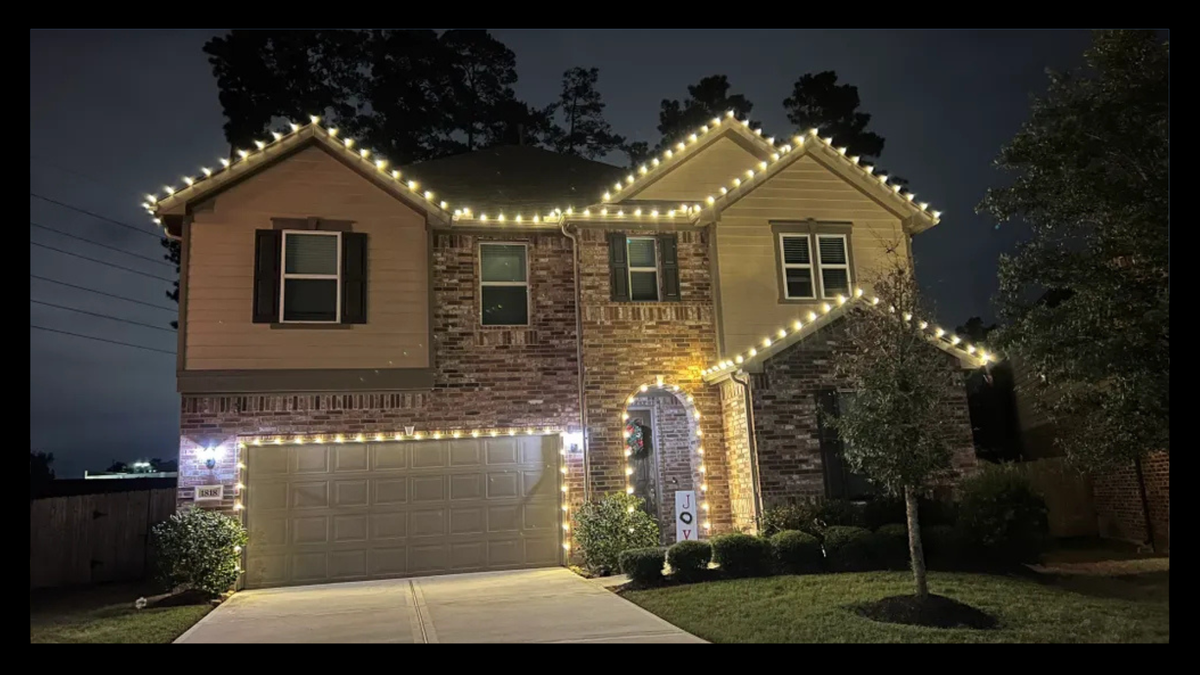  Christmas Lights Maintenance for North Star Lighting in Conroe,  TX