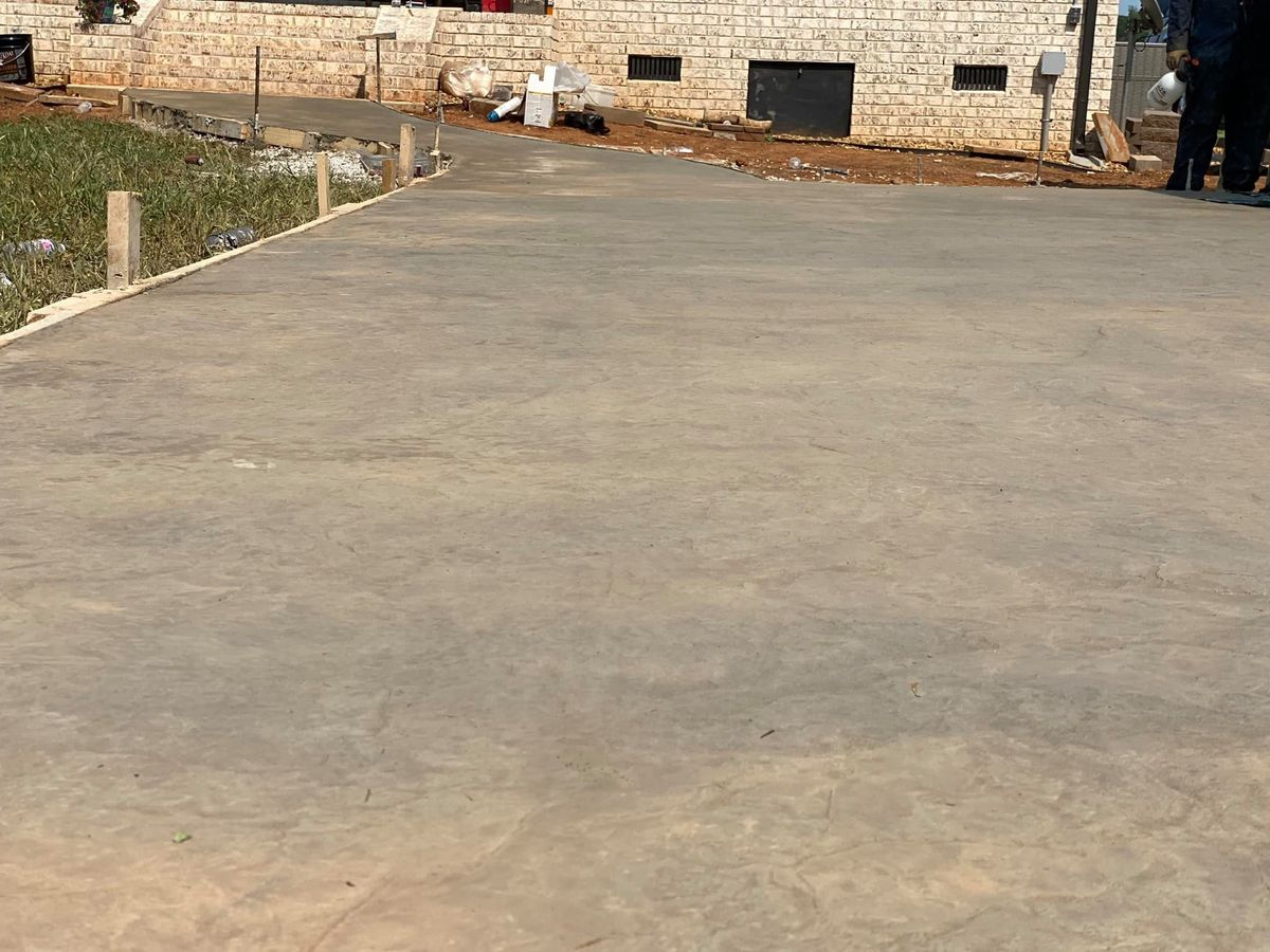 Concrete Slab Construction for Henry's Construction in Nashville, TN