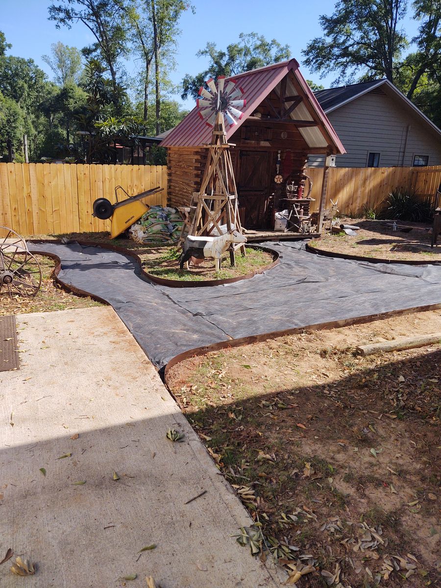 Patio Design & Construction for Down & Dirty Lawn Svc  in Tallahassee, FL