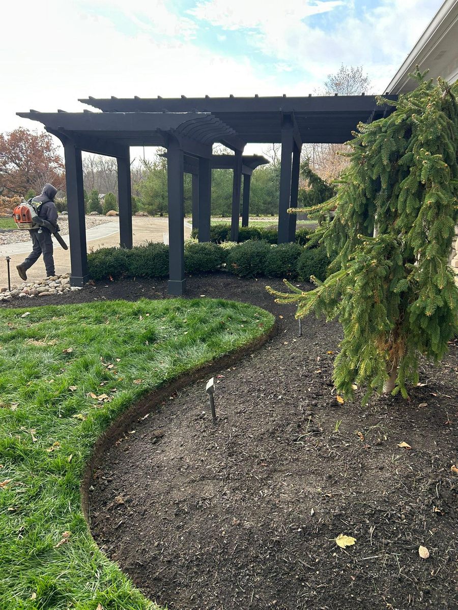 Hardscapes for Norvell's Turf Management, Inc in Middletown, OH